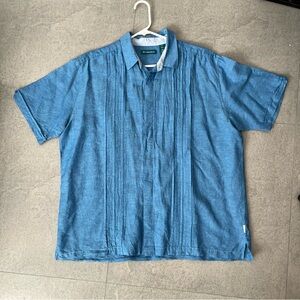 Men’s Cubavera Blue Button up shirt Size XL